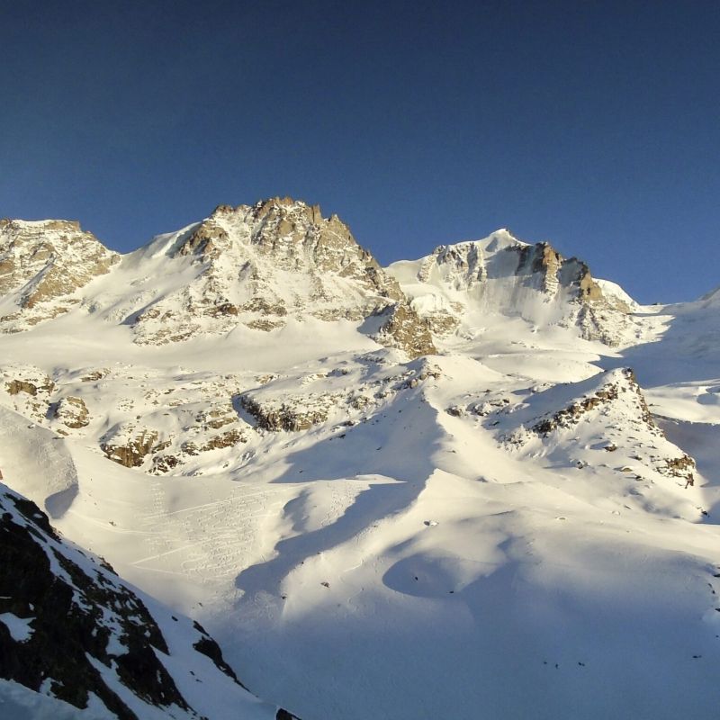 A guided ski tour to summit the Gran Paradiso (4061m) with Chamex mountain guides.