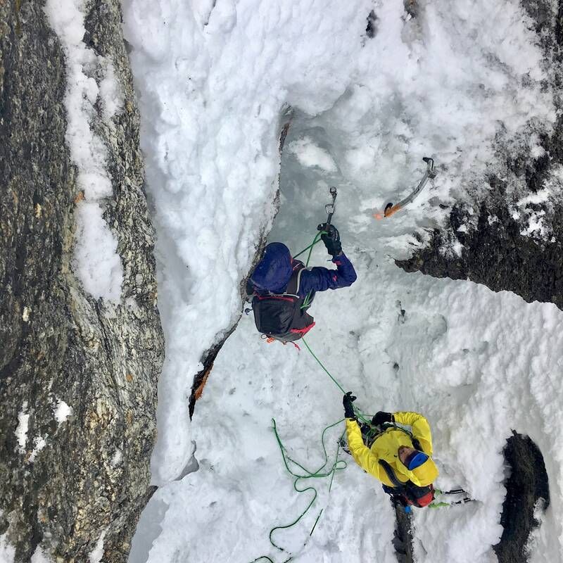 Winter mountaineering course Chamonix Level 2 Chamex